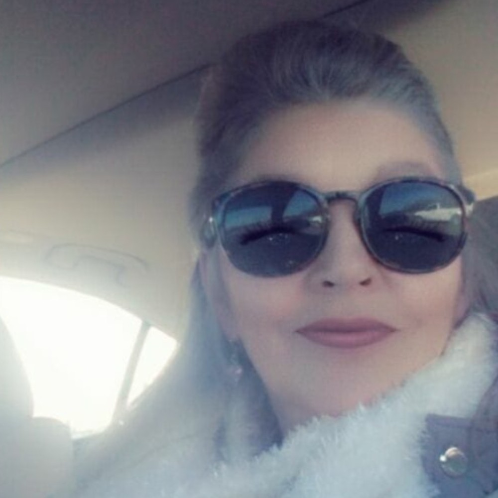 Meet your Posher, Tina